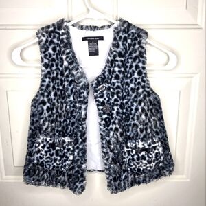 Calvin Klein Leopard Print GIRLS‎ Faux Fur Vest Size 6